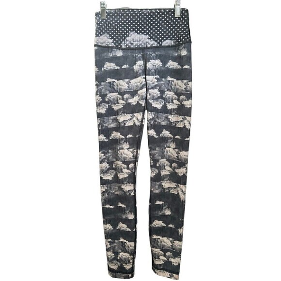 Lululemon High Times Pant *Full-On Luon Dream Rose Stripe Neutral Blush Black, 4 - Picture 1 of 7
